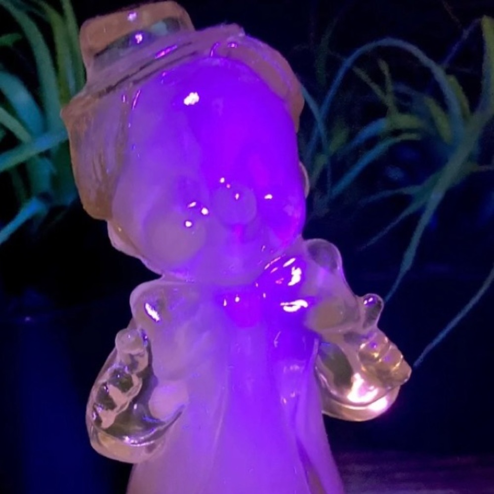 Vintage Boyd Art Glass CHUCKLES Slag Glass *Shown With And Without Black Light